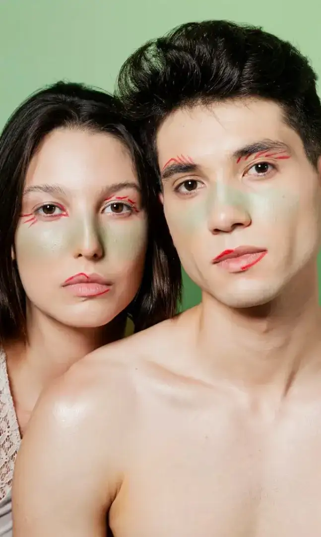 que es la feminizacion facial