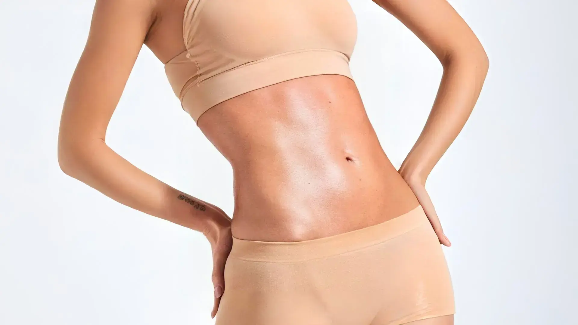 Cirugía de abdominoplastia