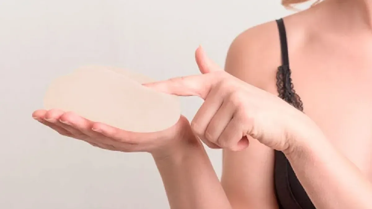 cambio de implantes mamarios