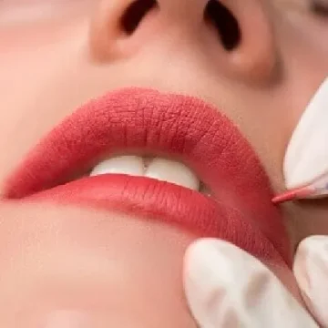 micropigmentación de labios